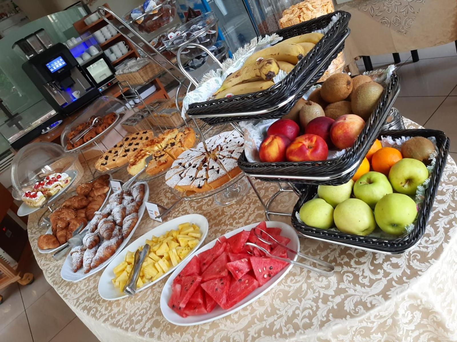 Hotel Sirena Белларія-Іджеа-Марина Екстер'єр фото