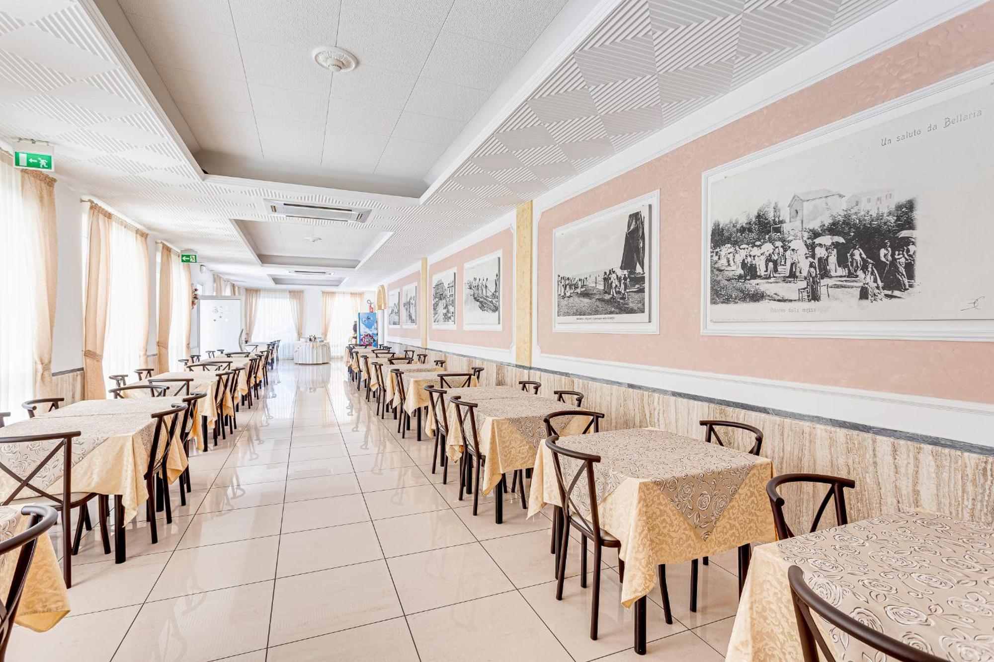 Hotel Sirena Белларія-Іджеа-Марина Екстер'єр фото