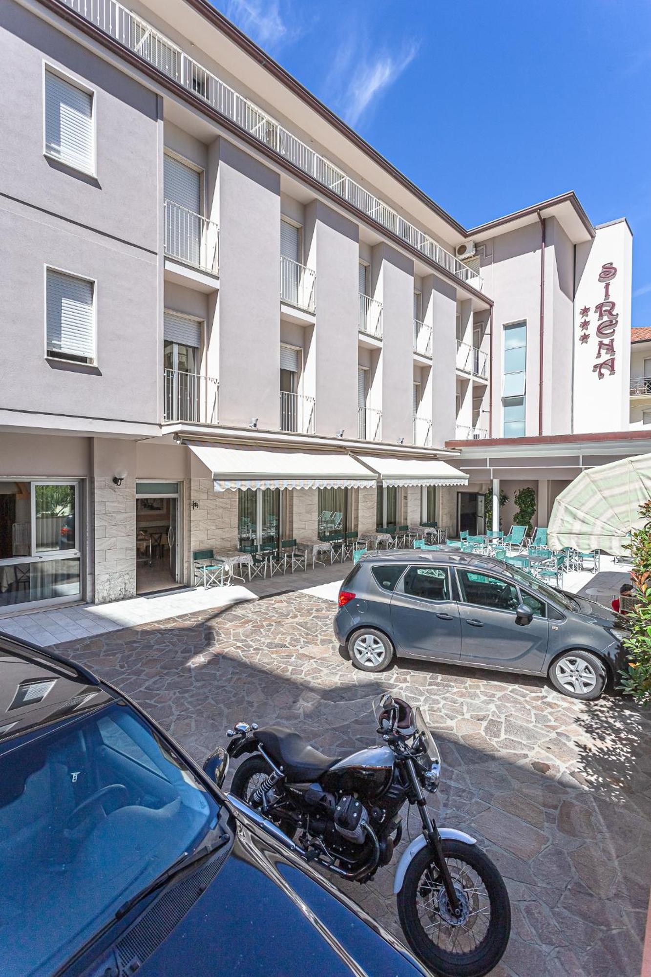 Hotel Sirena Белларія-Іджеа-Марина Екстер'єр фото