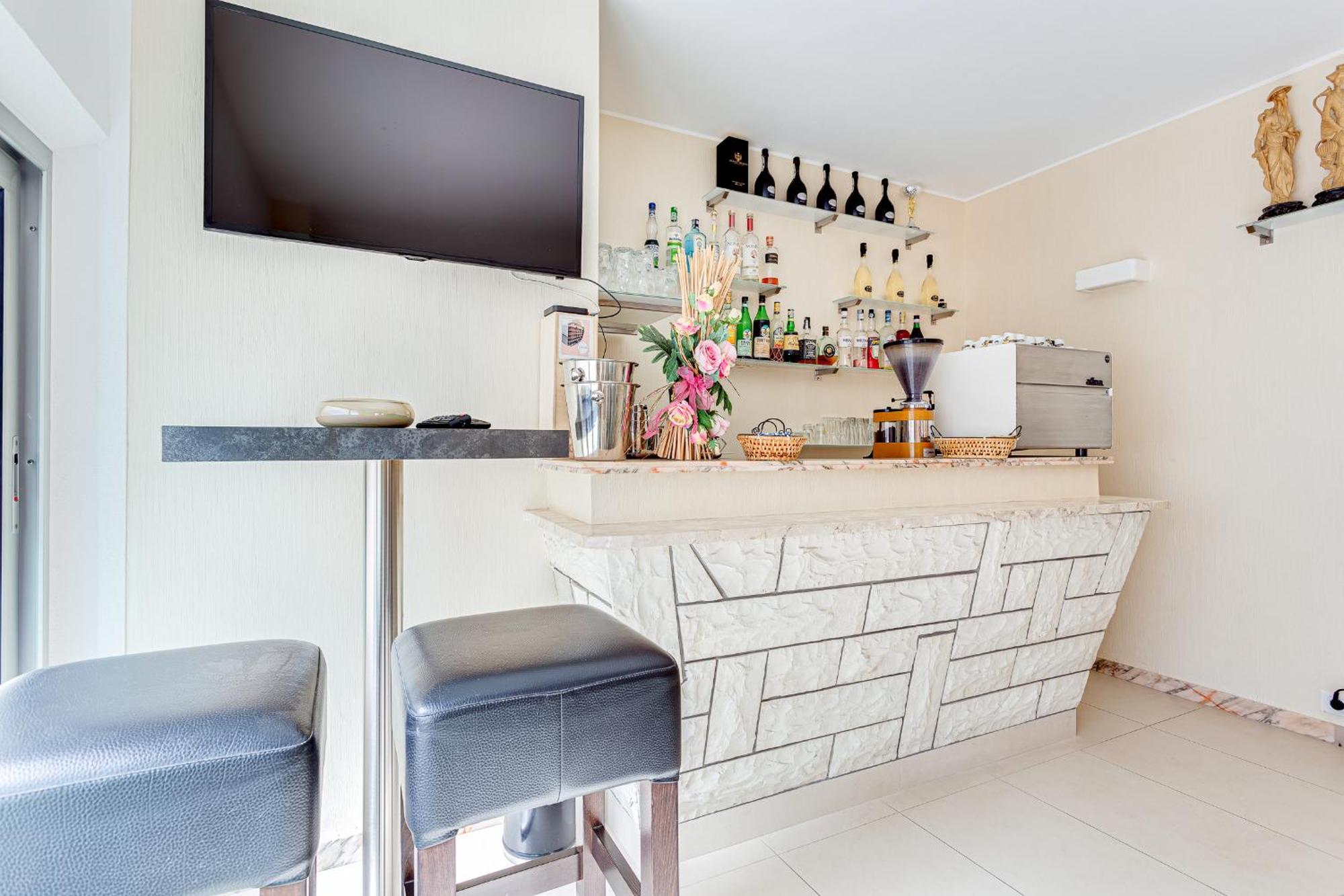 Hotel Sirena Белларія-Іджеа-Марина Екстер'єр фото
