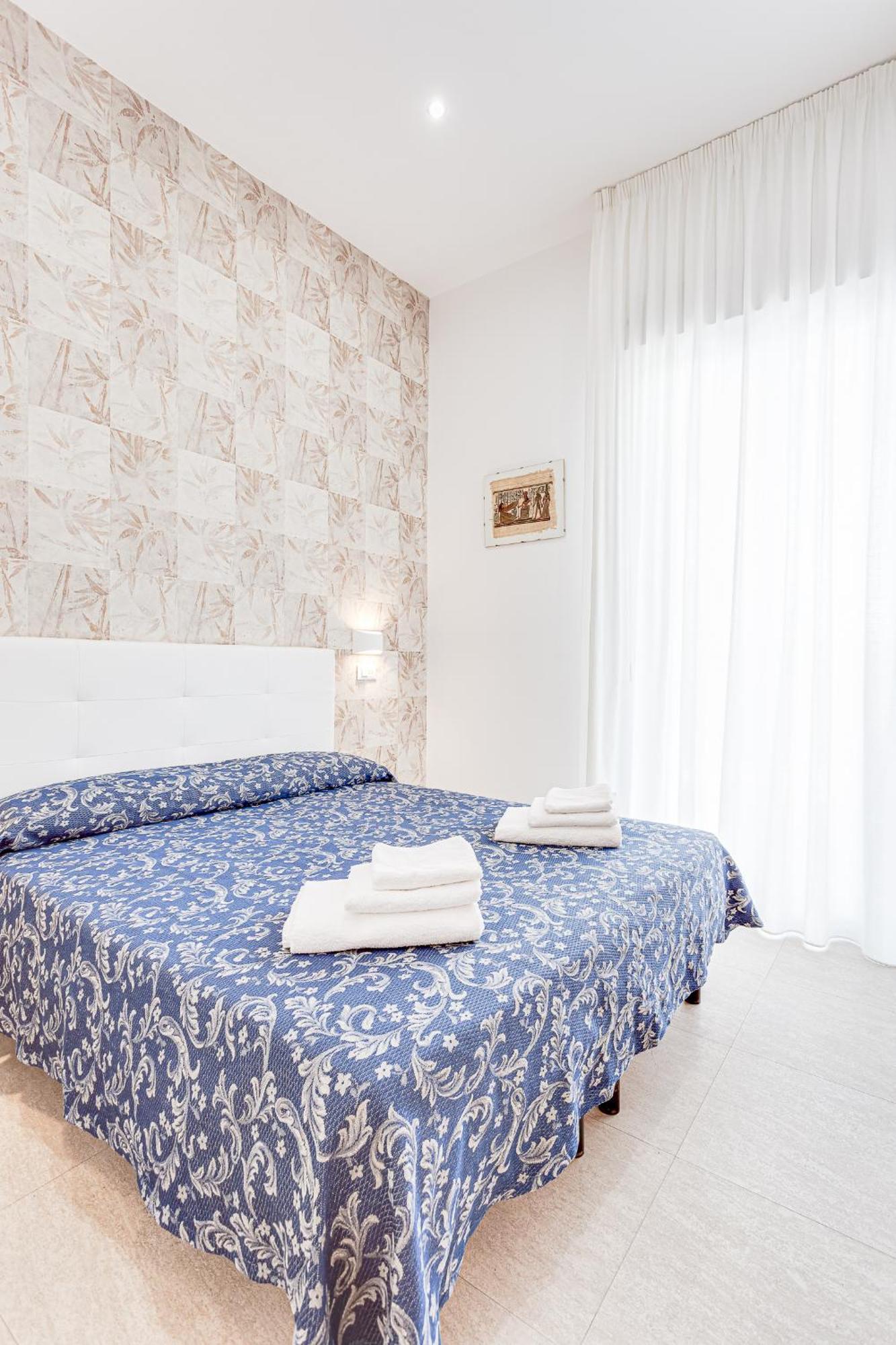 Hotel Sirena Белларія-Іджеа-Марина Екстер'єр фото