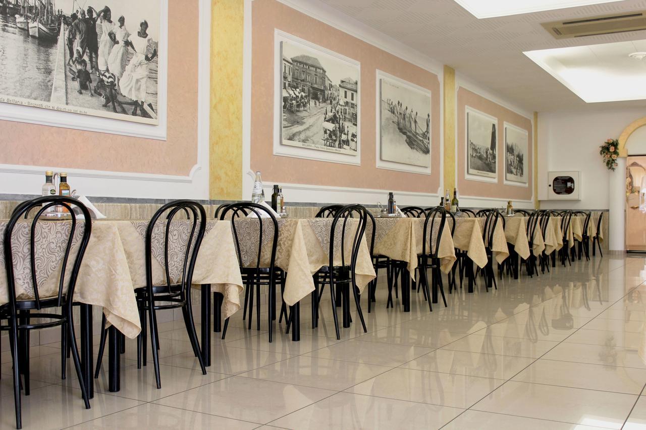 Hotel Sirena Белларія-Іджеа-Марина Екстер'єр фото